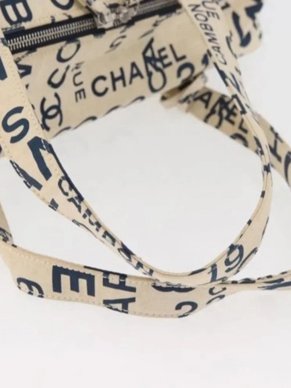 CHANEL By Sea Line Tote Bag Canvas White Silver CC Auth 178508